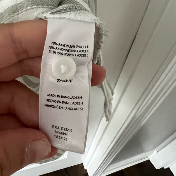 beachlunchlounge Arielle Hillside Green striped button down shirt | size xs - Picture 4 of 5